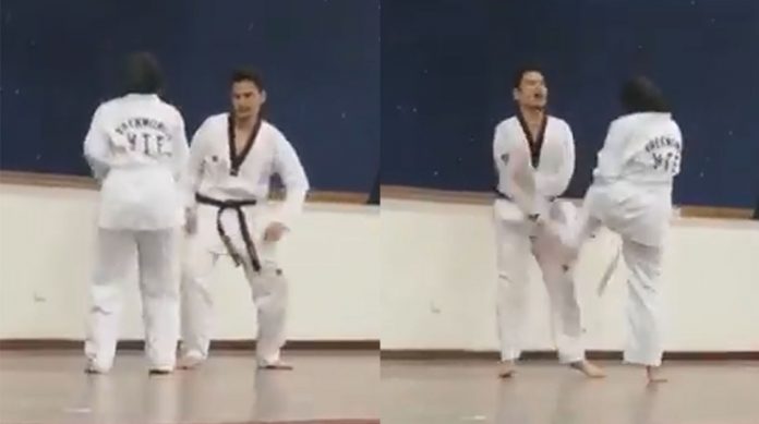 Murid Taekwondo ini Tidak Sengaja Menendang Kelamin Gurunya Ketika Latihan